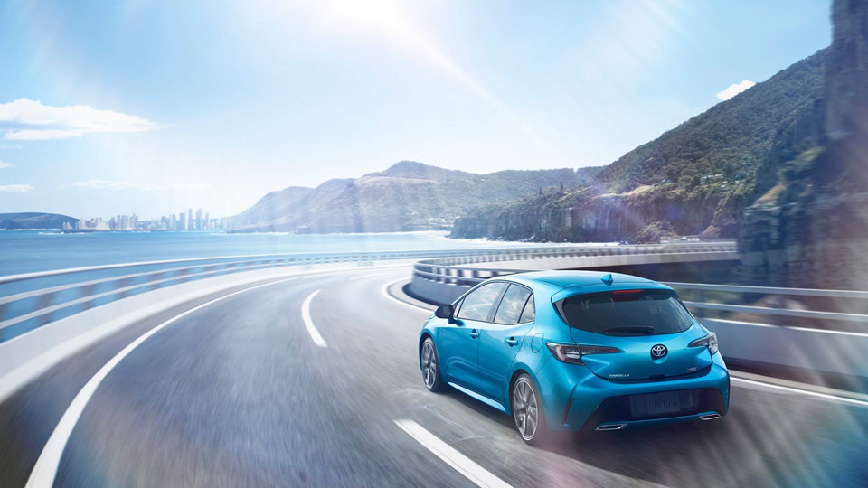 Toyota Corolla 2019 thể thao hơn với phiên bản hatchback